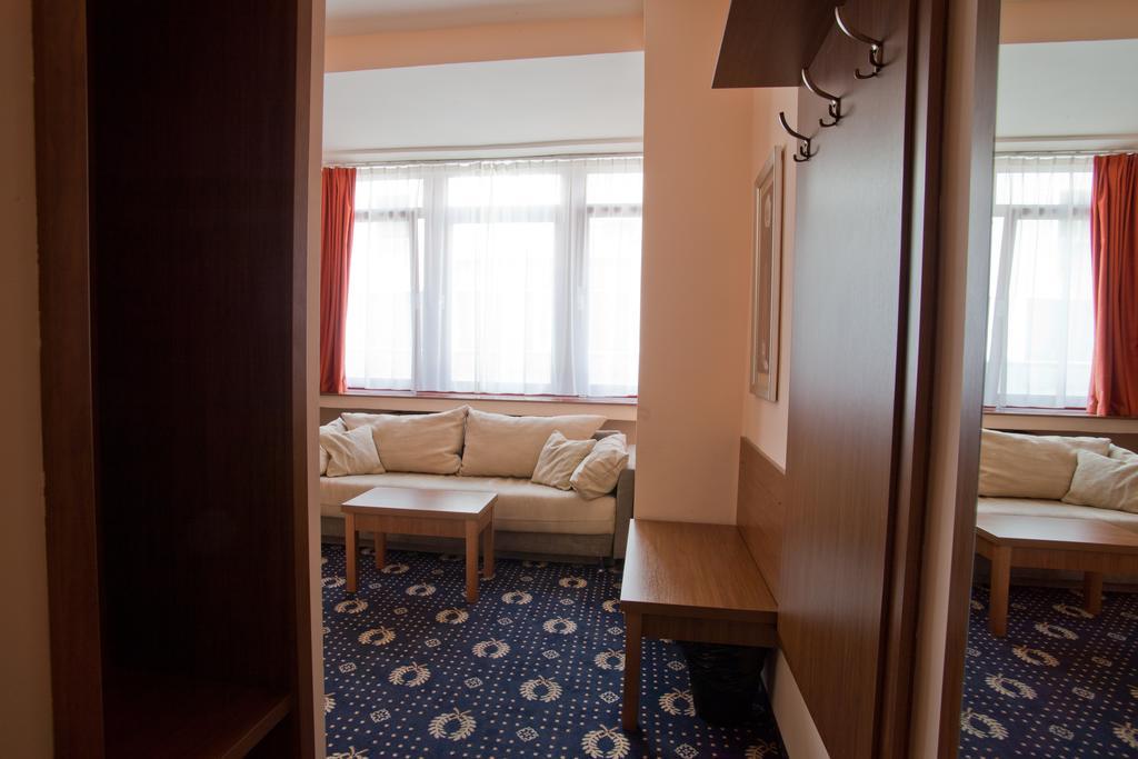 Hotel Penzion Gremium Bratislava Exterior foto